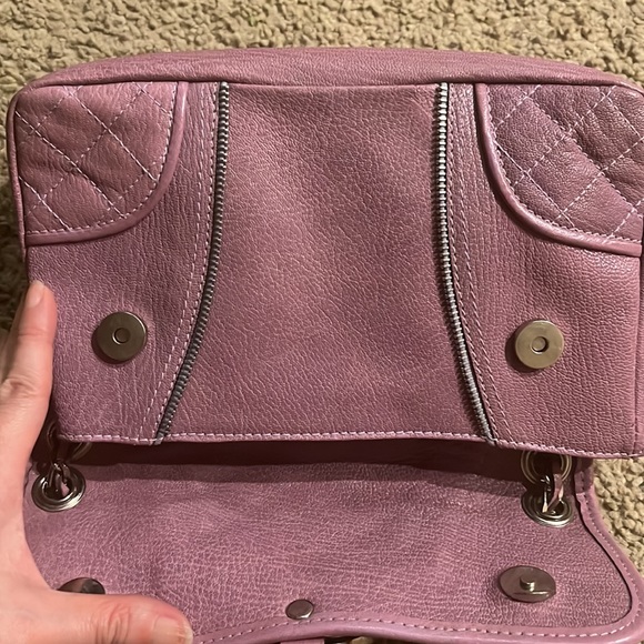 $750 Luella Heart Charm Mauve Limited Edition Handbag ( Used Once)9.5”x6”x3” - Picture 8 of 8